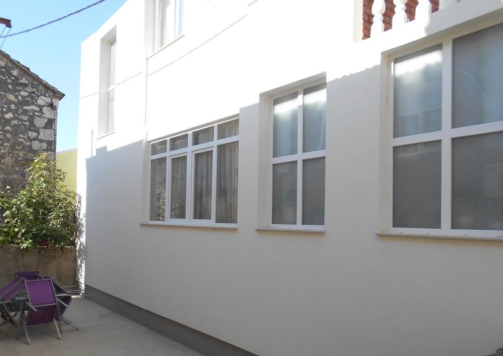 שיבניק Apartments Ema מראה חיצוני תמונה