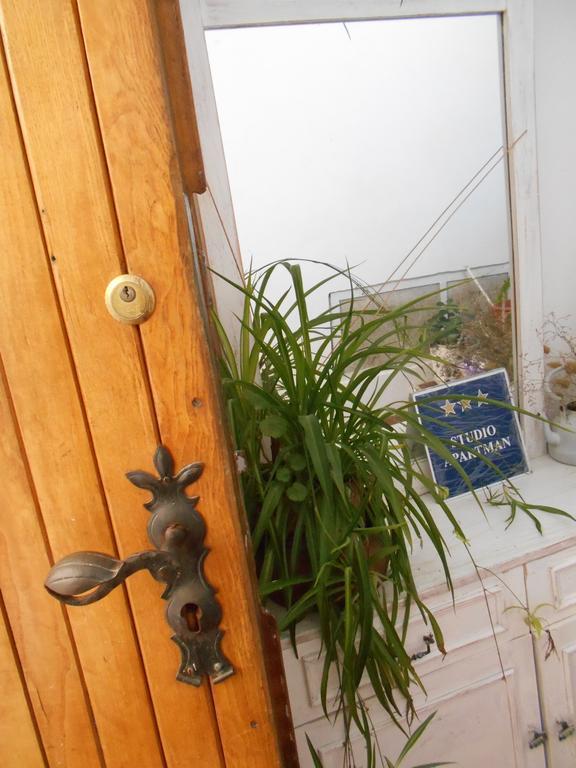 שיבניק Apartments Ema מראה חיצוני תמונה