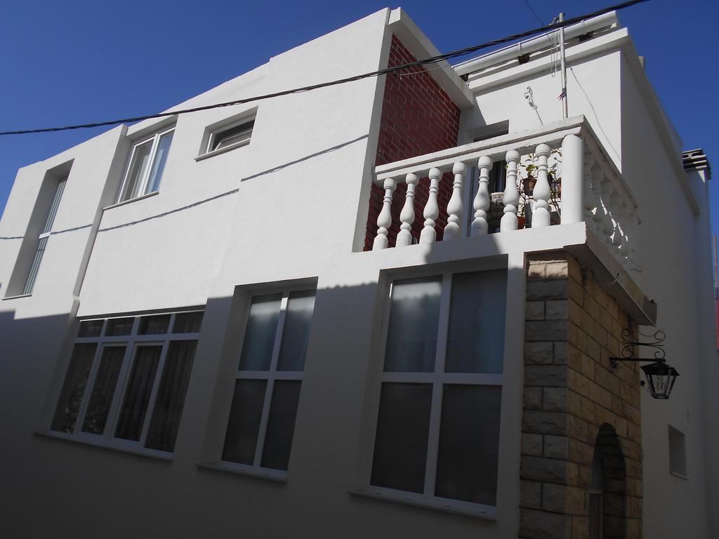 שיבניק Apartments Ema מראה חיצוני תמונה